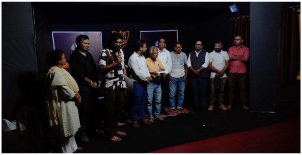 Uske Jaane Ke Baad Theatre Act